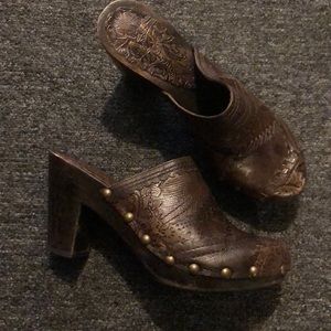 Brown Leather Women's Clogs